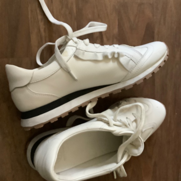 Tory Burch all leather white sneaker - Picture 5 of 7